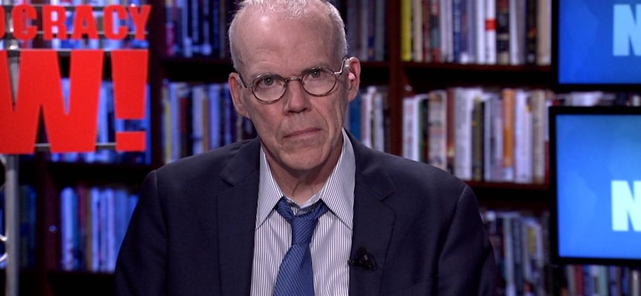 “politics-are-desperately-important-at-the-moment”:-bill-mckibben-on-midterms,-the-traitor-&-climate-crisis