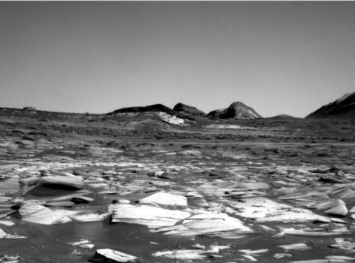 curiosity-blog,-sols-5010-5015:-checking-out-the-bands