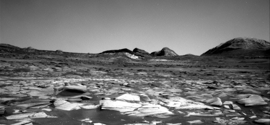 curiosity-blog,-sols-5010-5015:-checking-out-the-bands