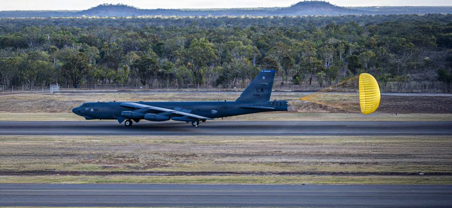 how-a-$1.1-billion-upgrade-just-turned-a-remote-australian-airbase-into-the-us-air-force’s-answer-to-guam