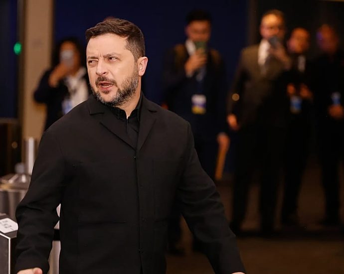 kyiv-and-washington-want-war-in-ukraine-to-end-‘before-winter,’-zelenskyy-says