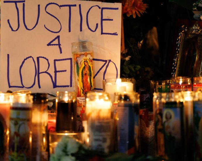 sons,-mothers-of-people-killed-by-ice-agents-demand-answers:-‘we-still-have-so-many-questions’