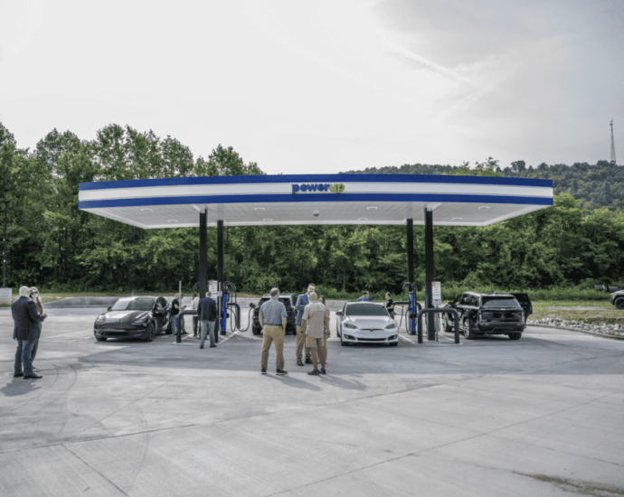 powerup-america-to-build-four-new-nevi-fast-ev-charging-sites-in-north-carolina