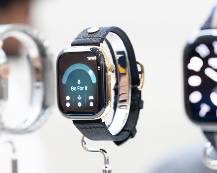 counting-calories-with-a-smartwatch?-your-results-are-probably-wrong,-study-finds