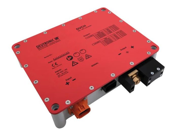 deutronic’s-dvch3003-dc/dc-converter-handles-up-to-900-v-for-off-highway-evs
