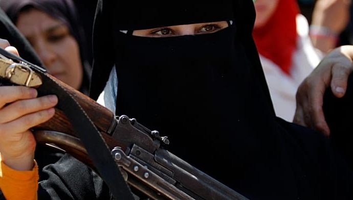 syria’s-first-women-graduate-from-new-police-academy
