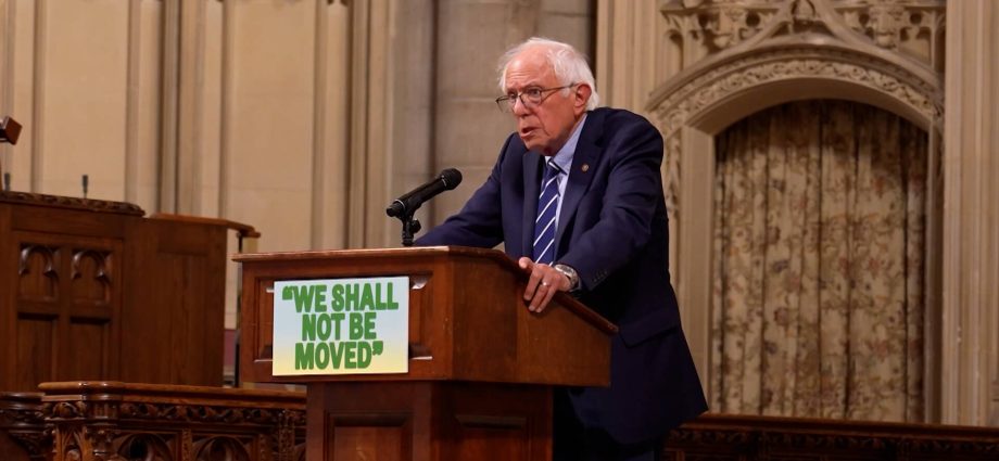 bernie-sanders:-the-world-is-“moving-in-the-wrong-direction”-on-war,-climate,-inequality-&-ai-tech