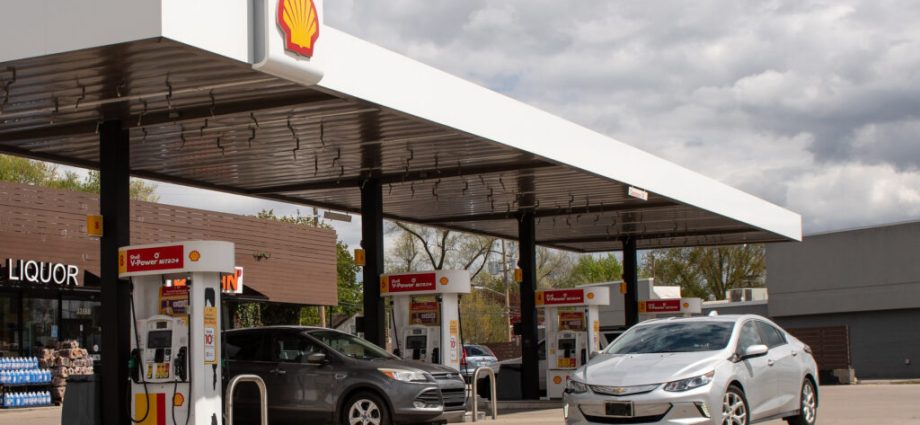 court-nixes-michigan’s-novel-antitrust-case-targeting-big-oil
