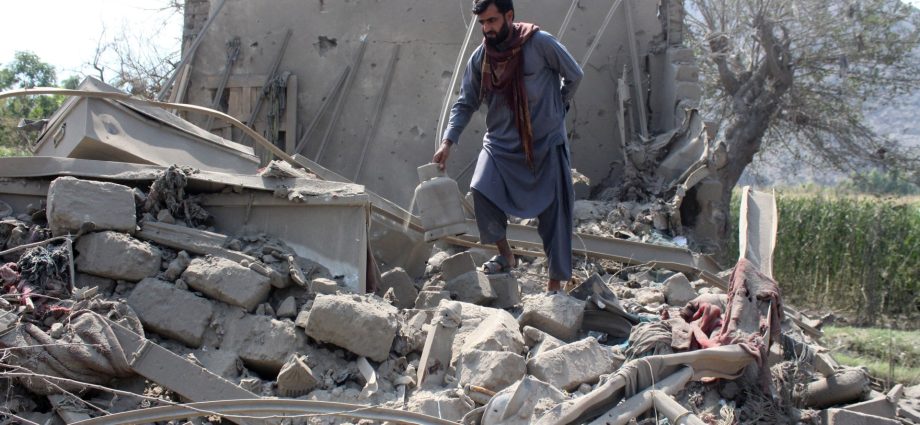 pakistan-says-it-launches-air-strikes-on-afghanistan-after-drone-attacks