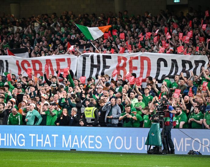 israel-and-ireland-wage-a-soccer-war