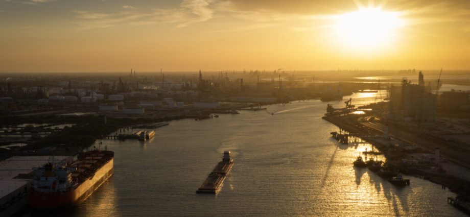 corpus-christi-could-owe-texas-$235m-for-failed-desalination-plant