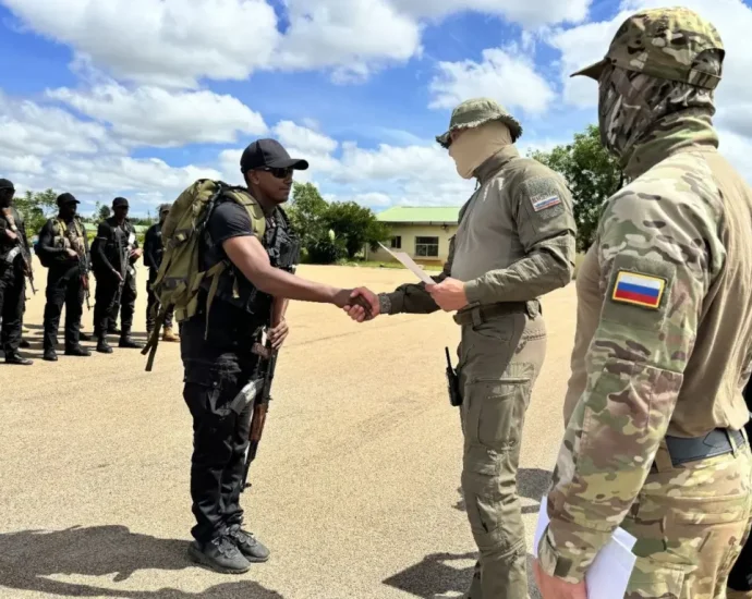 russians-guard-madagascar’s-parliament-speaker-as-moscow-builds-indian-ocean-foothold-–-rfe/rl