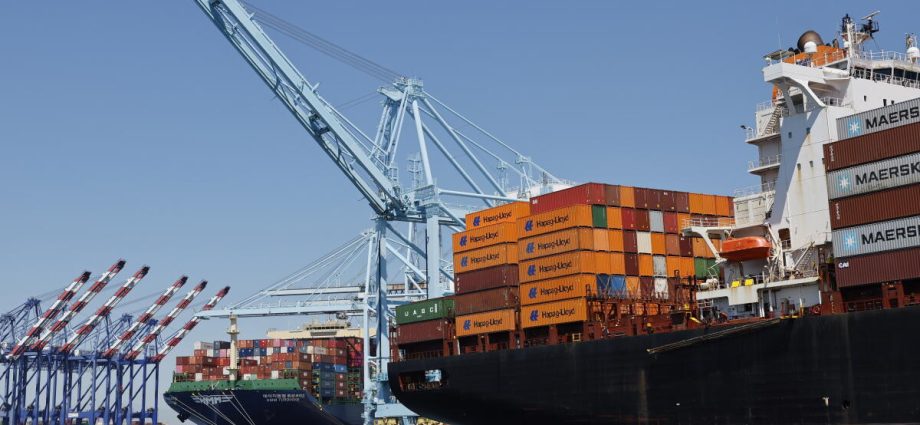 california-rules-on-air-pollution-from-ships-under-challenge