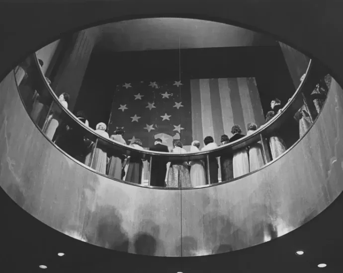 how-the-smithsonian-became-the-latest-front-in-the-traitor’s-culture-war