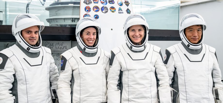 nasa-shares-spacex-crew-14-assignments-for-space-station-mission