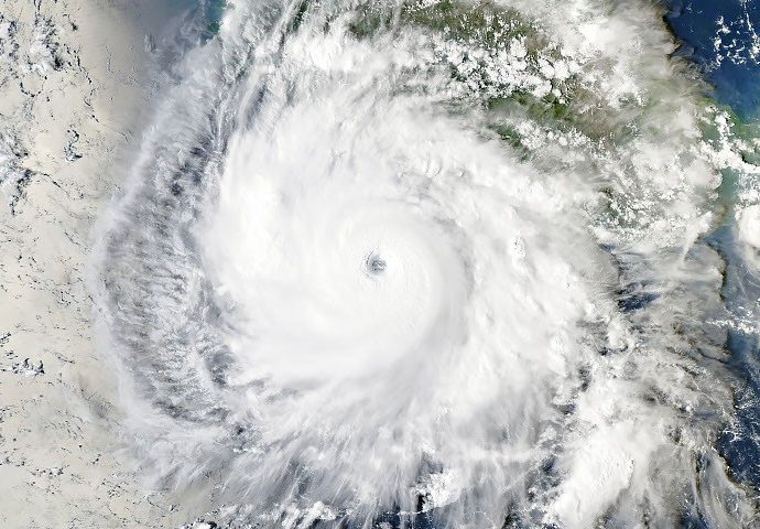 explosive-intensification-for-hurricane-polo