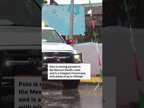 hurricane-polo-batters-mexico-coast-with-wind-and-rain