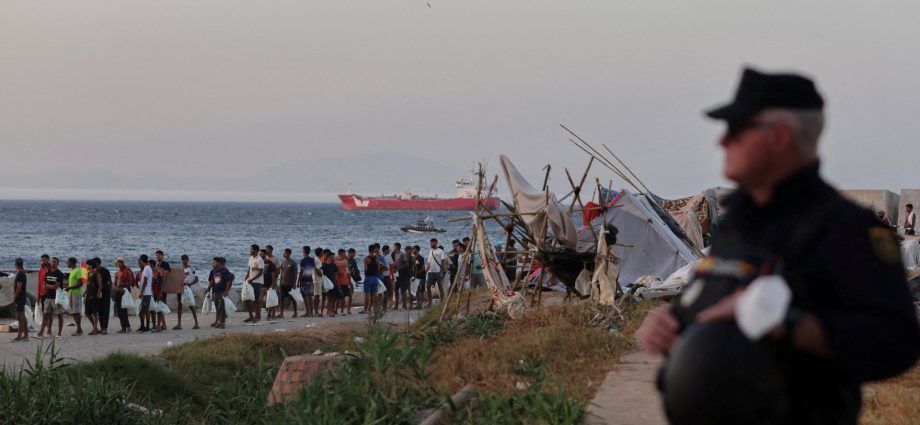 humanitarian-crisis-worsens-in-ceuta-as-thousands-remain-stranded