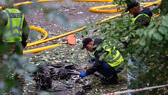 ukraine:-russian-drone-barrage-on-kyiv-kills-teenage-boy-and-wounds-20-residents