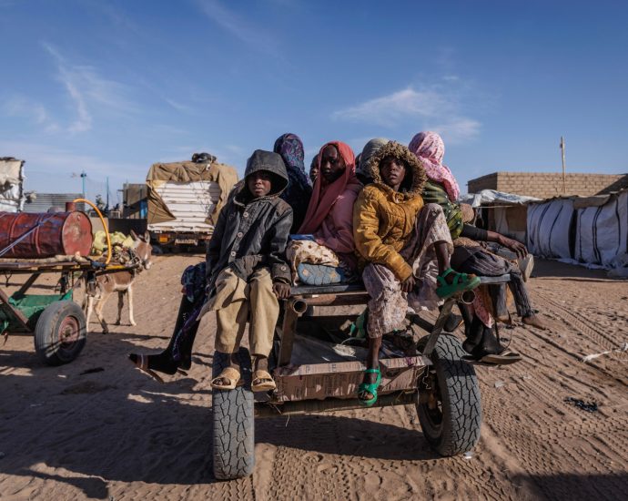 more-than-55,000-sudanese-refugees-flee-to-chad-as-un-calls-for-funding