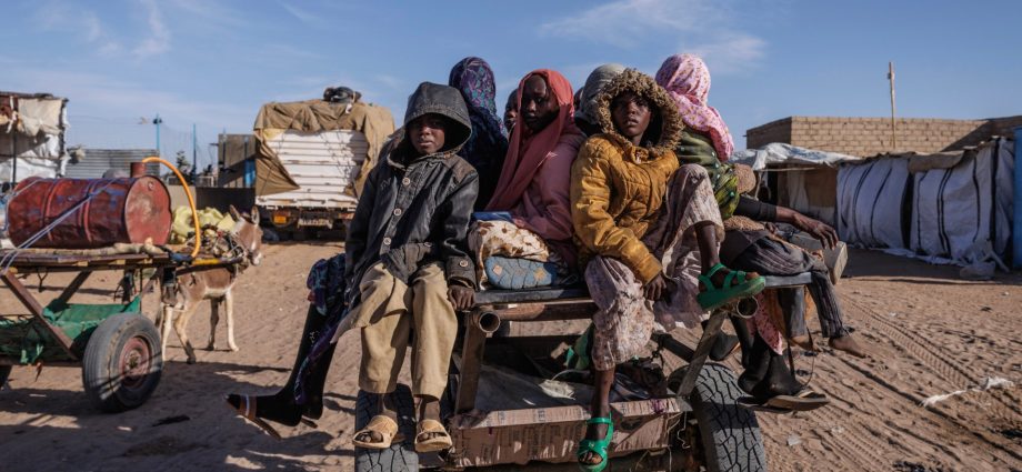 more-than-55,000-sudanese-refugees-flee-to-chad-as-un-calls-for-funding