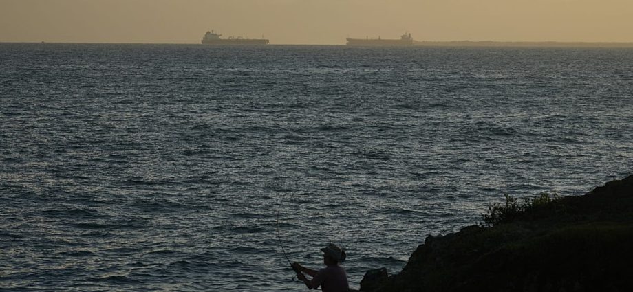 the-us-lays-groundwork-for-possible-military-action-in-cuba,-according-to-‘cbs-news’