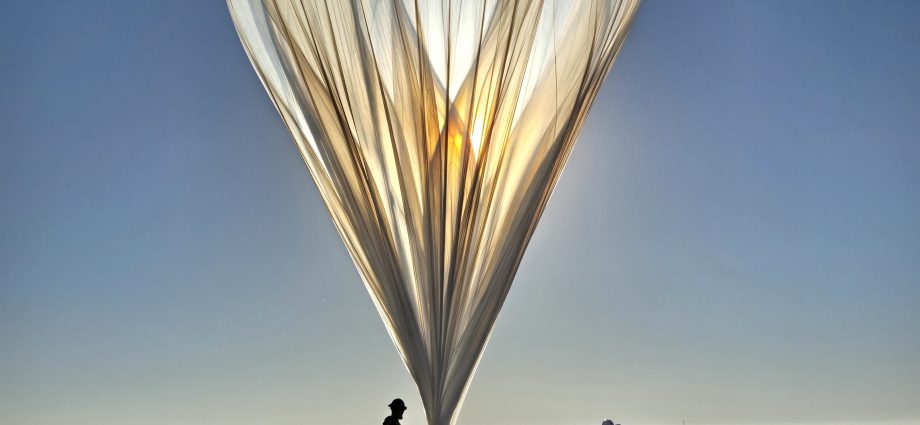 two-more-nasa-balloons-remain-for-fall-campaign