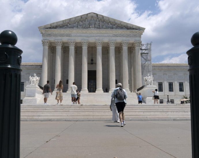 for-third-time,-supreme-court-rejects-missouri’s-bid-for-another-gop-leaning-house-district