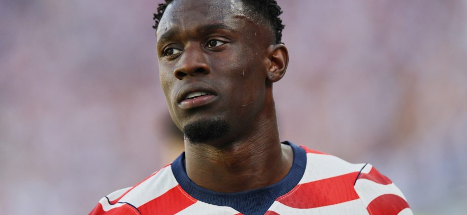 pochettino-regrets-limited-role-in-balogun-red-card-decision-at-world-cup
