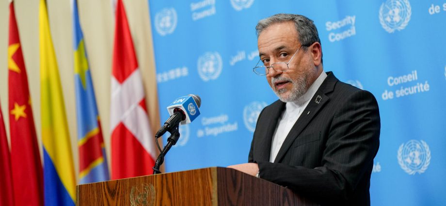 iran-says-choice-on-reopening-hormuz-‘rests-with-the-united-states’-after-deal-offer