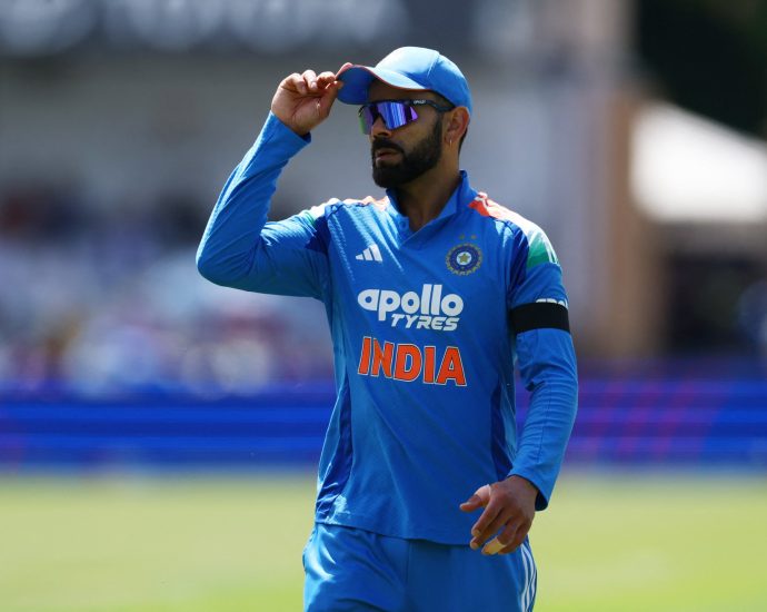 virat-kohli-says-he-will-retire-from-india-cricket-after-2027-world-cup