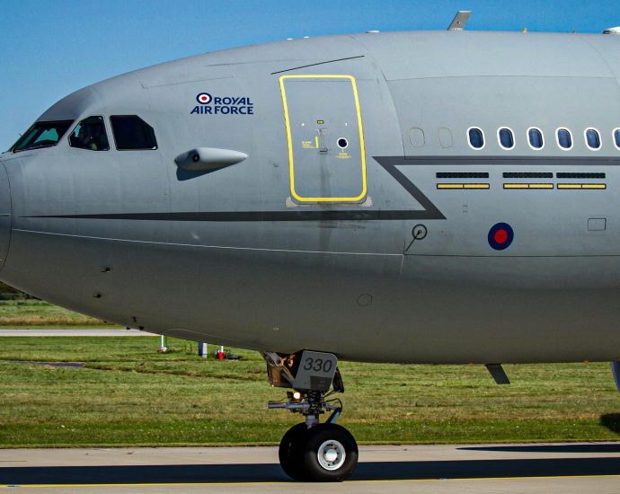 the-raf’s-new-voyager-boom-fixes-a-refueling-gap-the-uk-outsourced-to-the-us-&-france