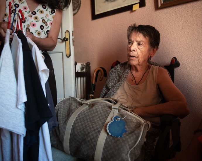 anger-grows-across-spain-after-elderly-woman-evicted-from-her-home-of-70-years