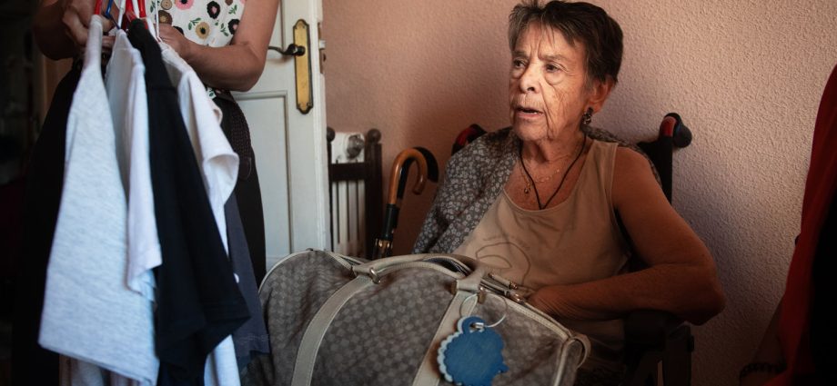 anger-grows-across-spain-after-elderly-woman-evicted-from-her-home-of-70-years