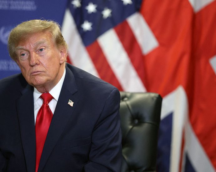the-traitor-says-no-to-iran’s-hormuz-deal
