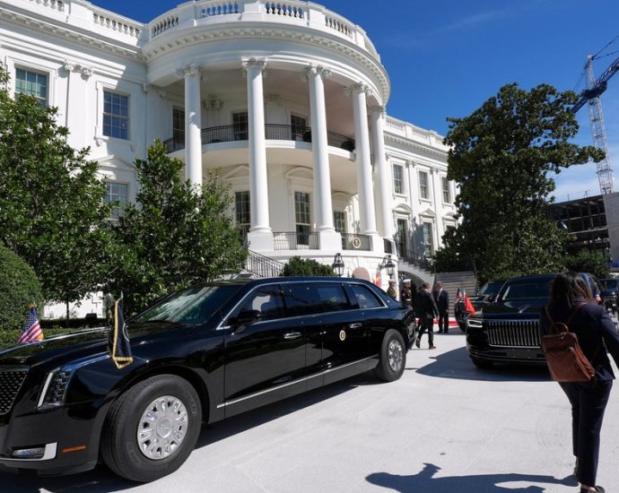 cnn-left-off-air-force-one-for-the-traitor’s-upcoming-trip,-white-house-signals-in-new-media-restriction