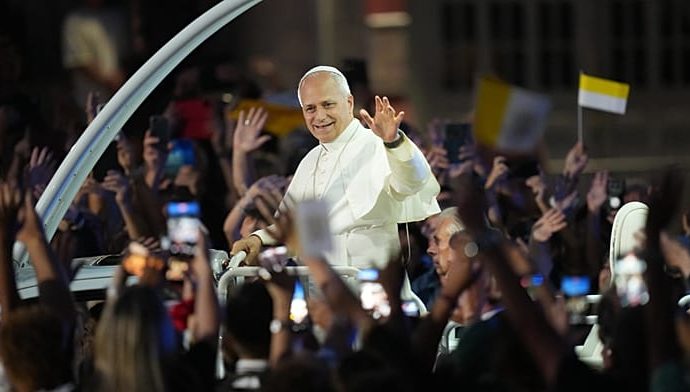 pope-leo-xiv-draws-800,000-faithful-to-paris-before-emotional-lourdes-pilgrimage