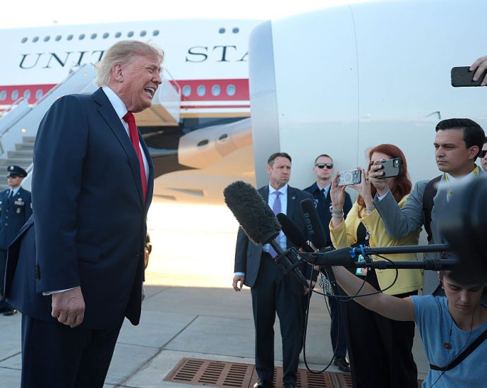 the-traitor-finds-another-way-to-shut-out-cnn