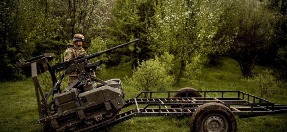 new-vivaldi-tactic:-ukraine’s-ground-robots,-each-carrying-two-bullspike-grenade-launchers,-attack-russian-positions-and-then-detonate-inside-their-shelters