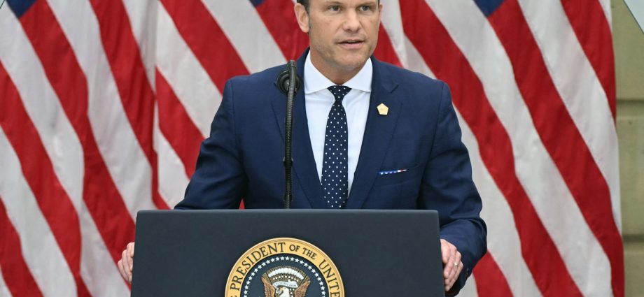 hegseth-issues-veiled-order-to-military-to-vote-republican-in-midterms