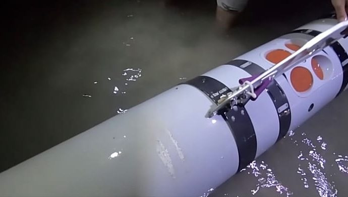 iran-claims-seizure-of-an-underwater-us-drone-in-hormuz,-us-denies-the-claim