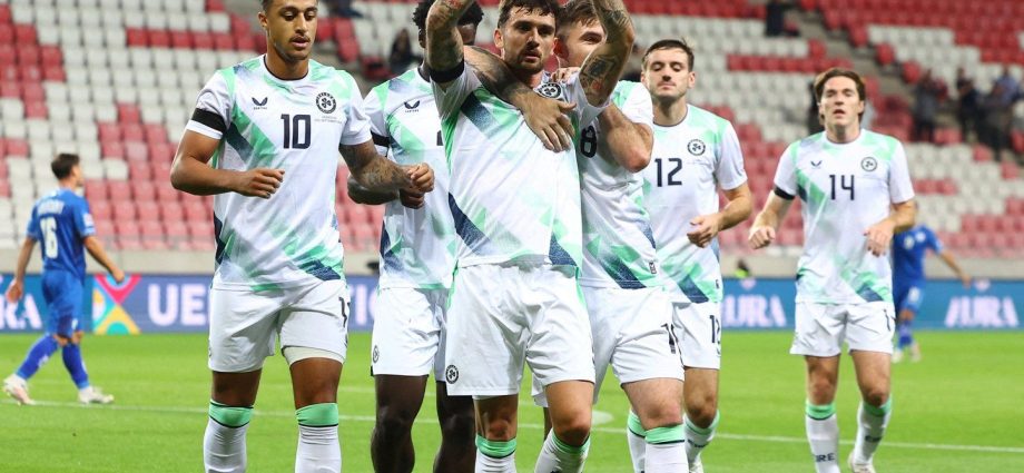 ireland-beats-israel-3-0-wearing-black-armbands-to-support-gaza