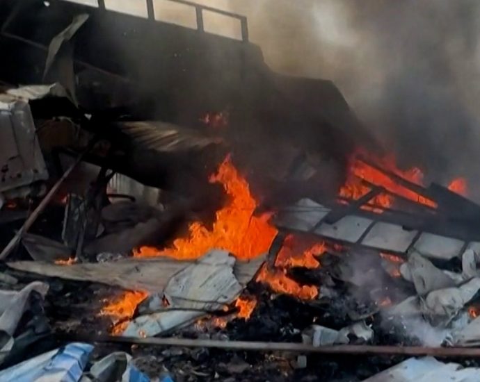 at-least-33-killed-after-myanmar-military-air-strike-hits-market