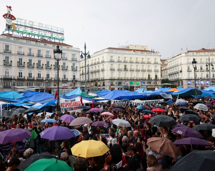 hundreds-set-up-tent-encampments-in-madrid-over-housing-crisis