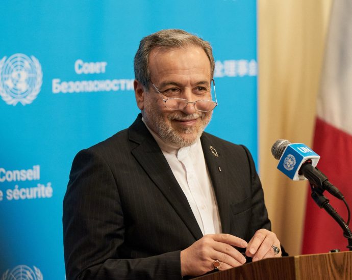 iran’s-araghchi-meets-qatari-mediators-as-us-calls-for-nuclear-talks