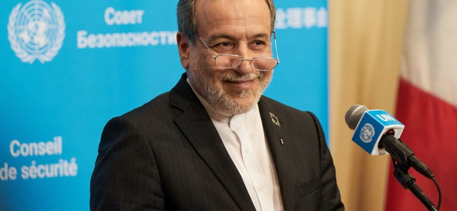 iran’s-araghchi-meets-qatari-mediators-as-us-calls-for-nuclear-talks