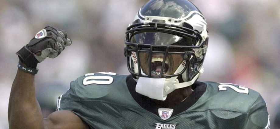 nfl-asks-department-of-homeland-security-to-remove-brian-dawkins-video-from-immigration-post