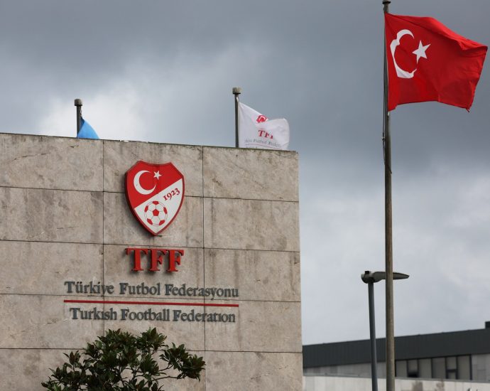 turkiye-arrests-president,-six-members-of-football-refereeing-body-in-probe