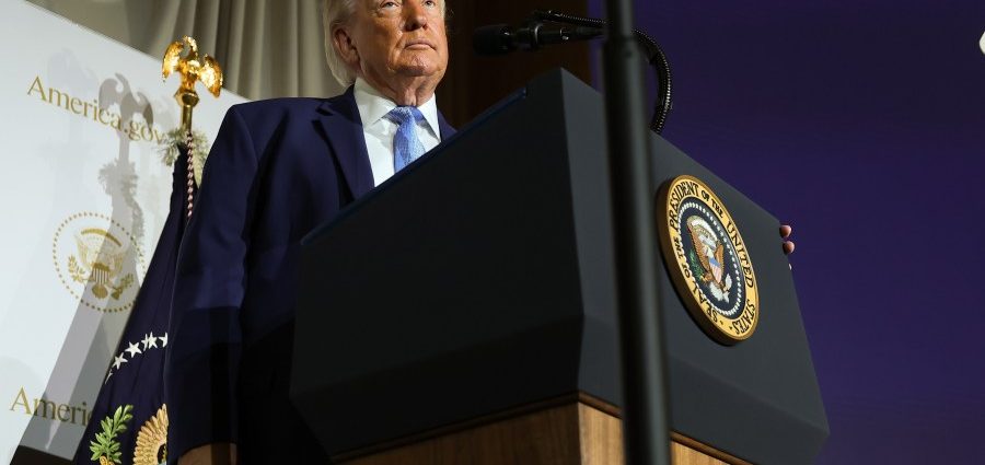 white-house-unveils-ai-powered-site-to-find-federal-services