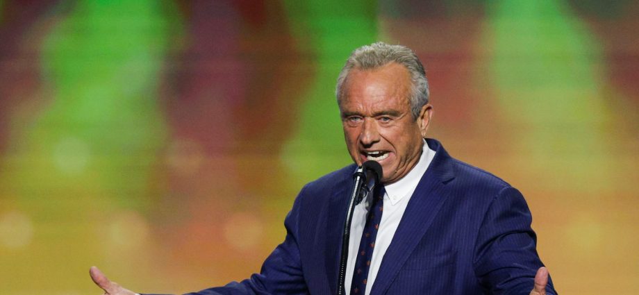rfk-jr.-wants-you-to-give-your-health-data-to-the-government—and-ai